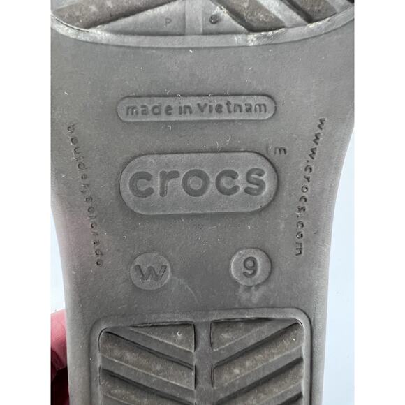 Crocs Sanrah Wedge Brown Beige Flip Flop Sandals Women's Size 9 Shoes Gold Accen - Picture 8 of 8